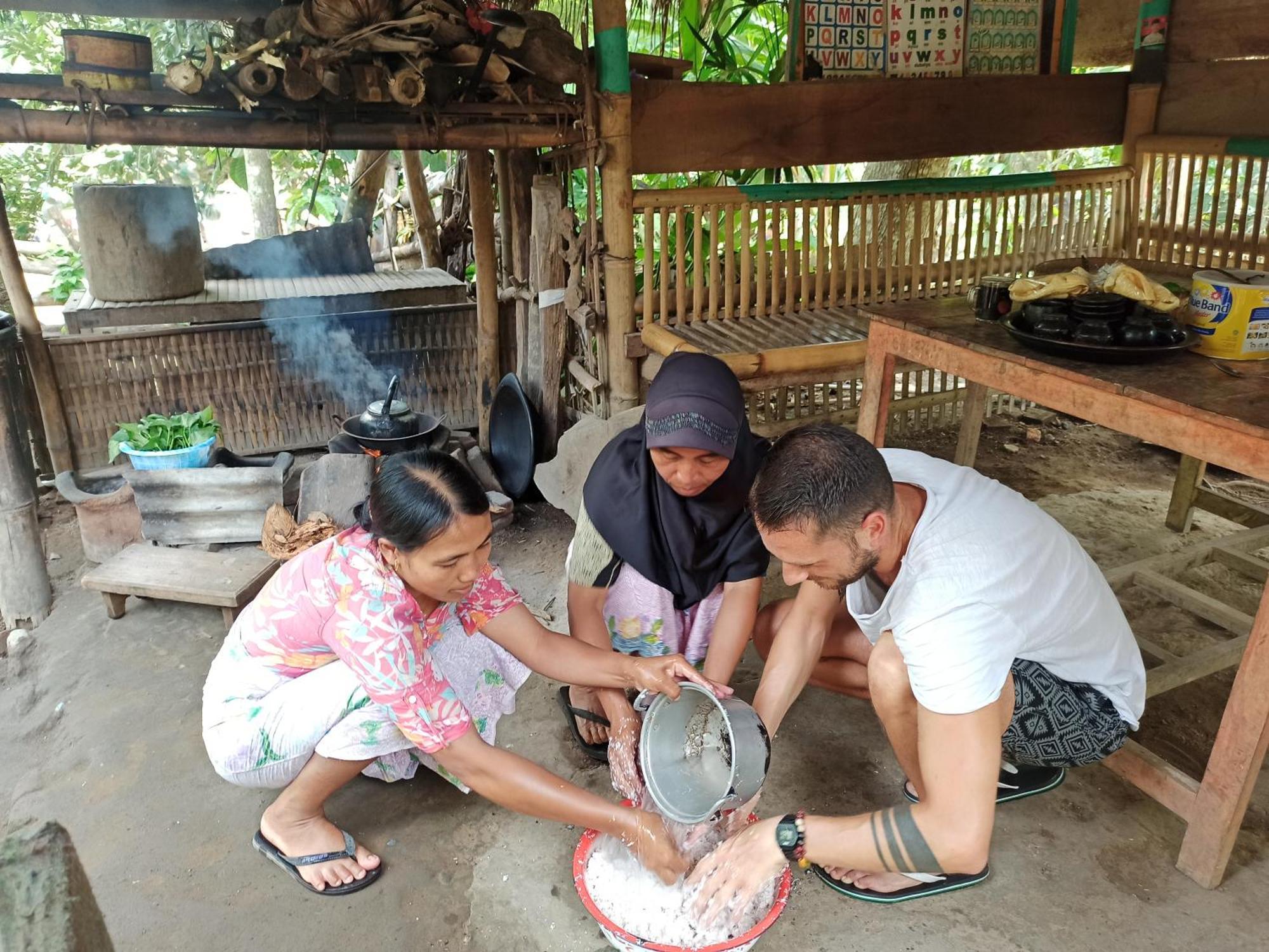Bunga Homestay Lombok Tetebatu Bilik gambar